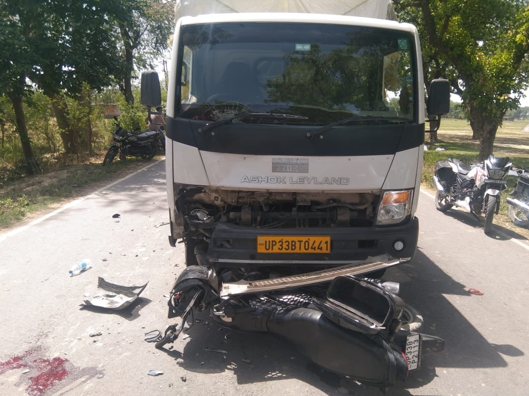 Raibareli-पेट्रोल पंप के पास हुआ भीषण हादसा