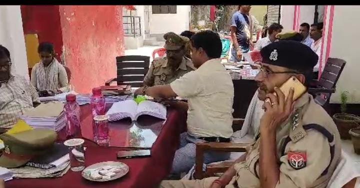 रायबरेली-तहसीलदार की अध्यक्षता में आयोजित समाधान दिवस हुआ सम्पन्न,,,,