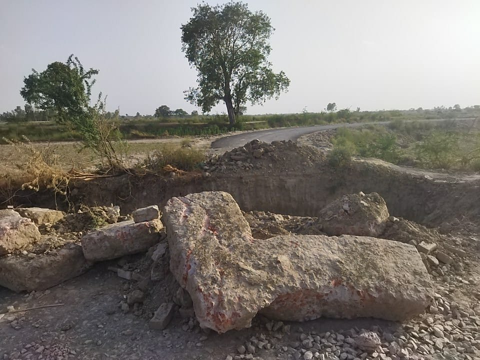 रायबरेली-टूटे पुल का निर्माण कार्य शुरू ग्रामीणों मे खुशी* 