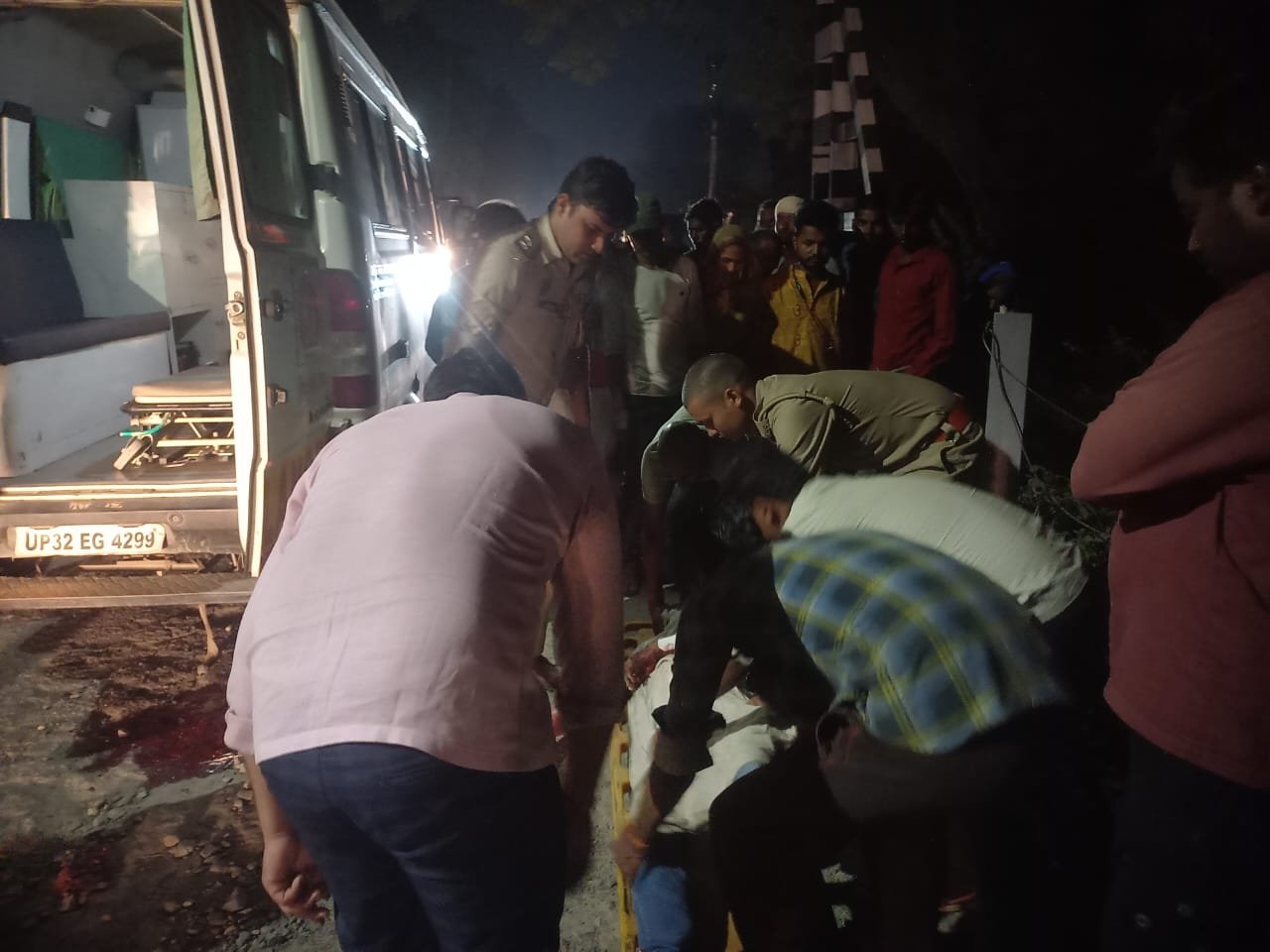 रायबरेली-मार्ग दुर्घटना में चार घायल एक की मौत,,,,,,?