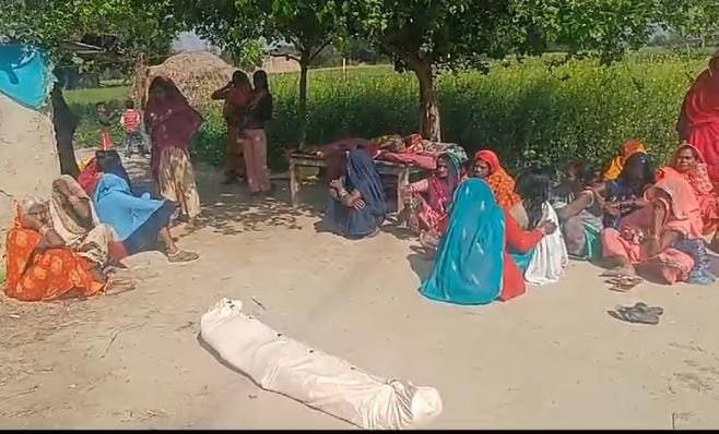 रायबरेली-आकाशीय बिजली गिरने की चपेट में आने से झुलसे हुए अधेड़ महिला की मौत,,,,