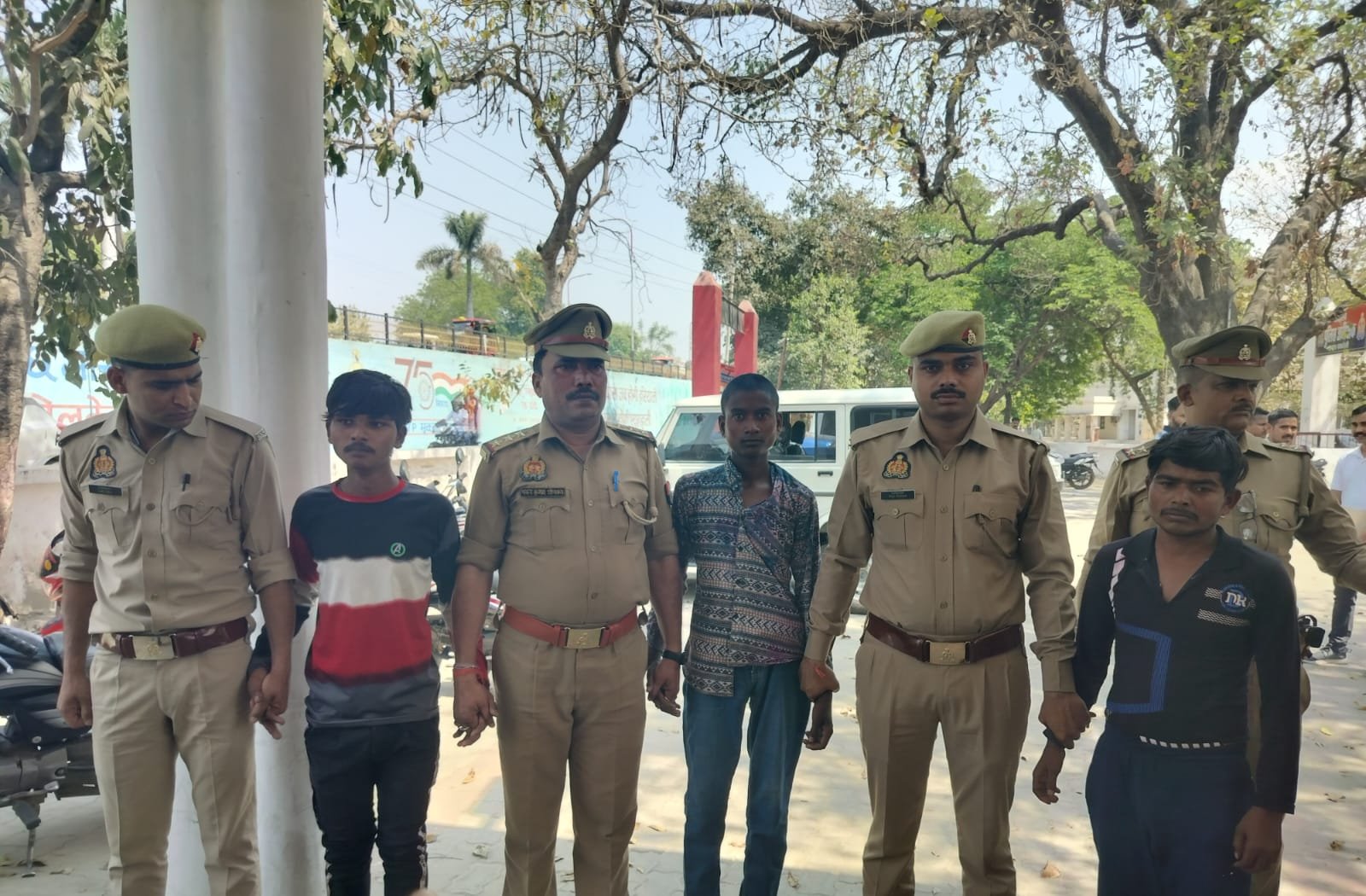 रायबरेली में गैंगरेप के बाद की गई थी युवती की हत्या