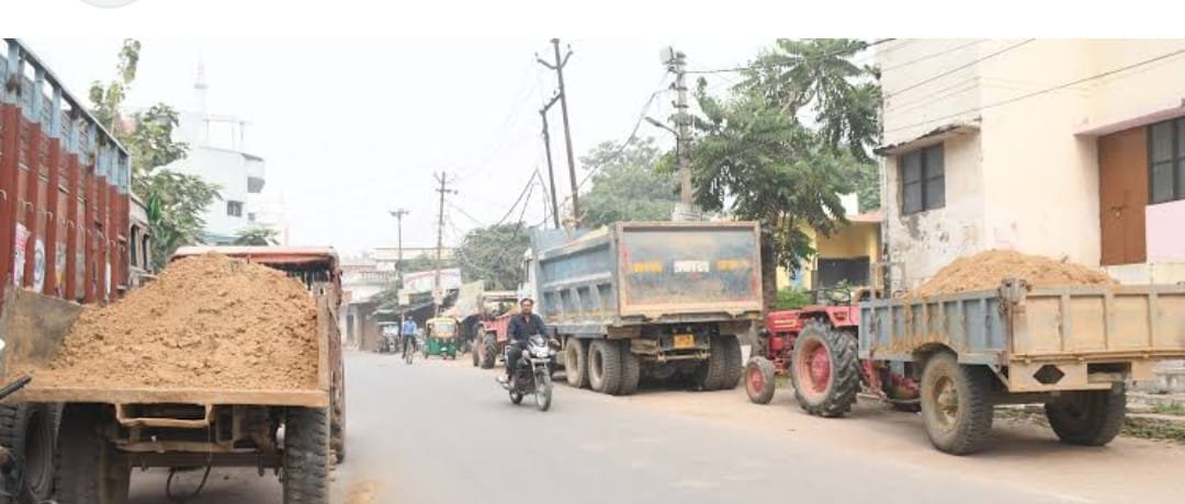 रायबरेली-दीवान दीनानाथ द्विवेदी के सरक्षंण में चल रहा है अवैध खनन का कारोबार