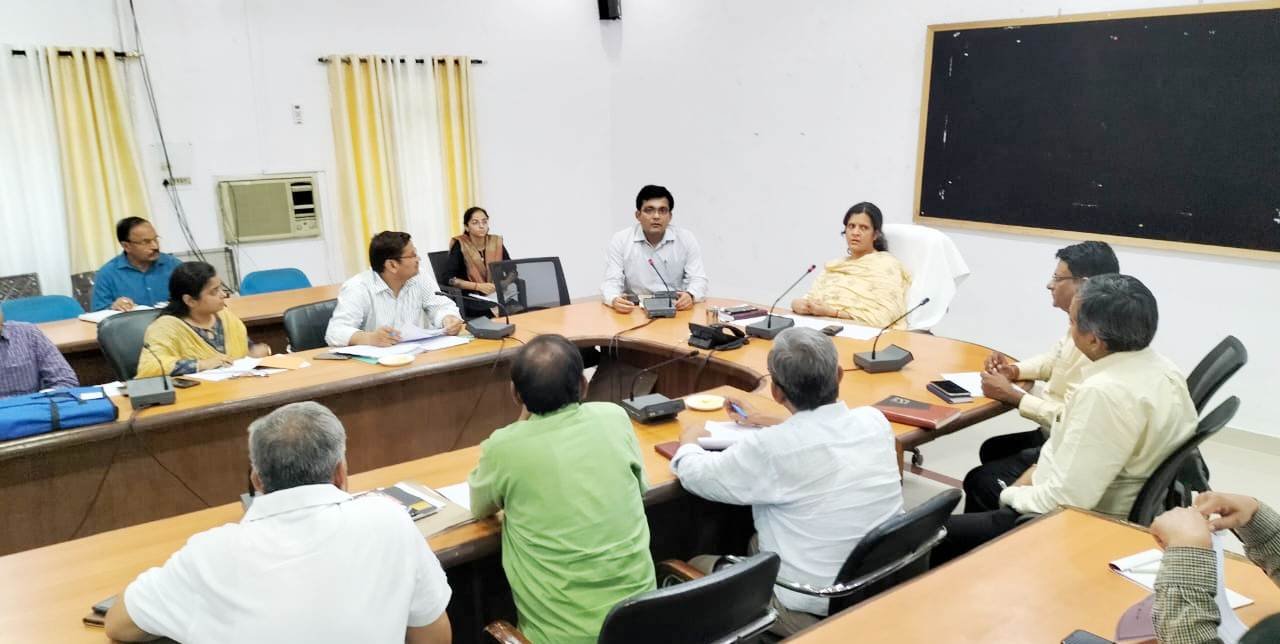 Raibareli-एक जनू को भव्य एवं सार्थक ढंग से आयोजित किया जाए ‘‘स्वनिधि महोत्सव’’: डीएम