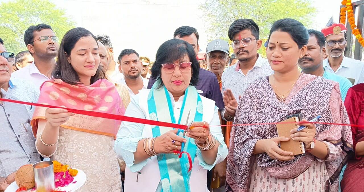 प्रभारी मंत्री ने किया वन स्टॉप सेंटर का उद्घाटन