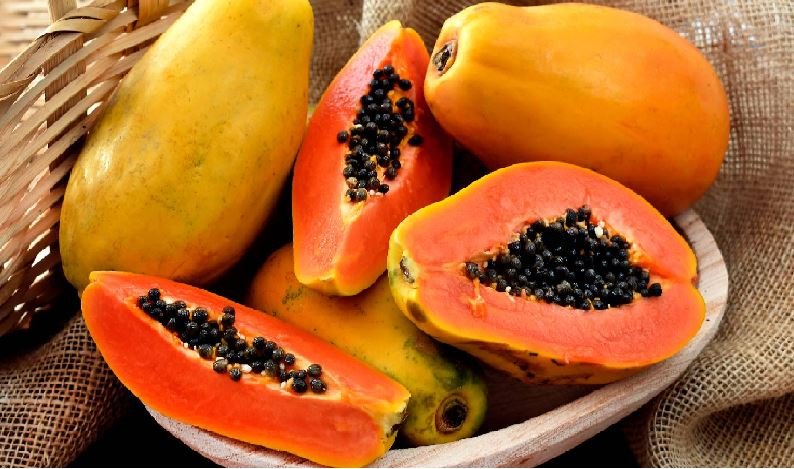 पपीता ही नहीं इसके बीजों में भी छिपा है पोषण का रहस्य, सेवन से इन समस्याओं से मिलेगा छुटकारा !