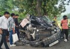 रायबरेली ट्रैक्टर व कार की जोरदार टक्कर, कार चालक गंभीर रूप से घायल, कार के उड़े परखच्चे