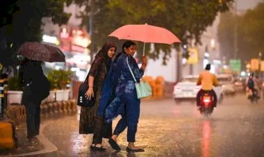 यूपी में फिर बदलेगा मौसम, अगले दो घंटे के अंदर इन जिलों में आंधी-बारिश का अलर्ट