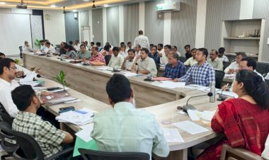 रायबरेली-डीएम की अध्यक्षता में जिला सड़क सुरक्षा समिति की बैठक सम्पन्न