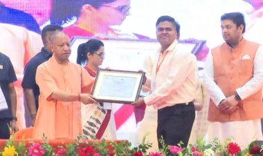 रायबरेली-दौतरा प्रधानाध्यापक आशीष प्रताप सिंह को मुख्यमंत्री ने किया सम्मानित