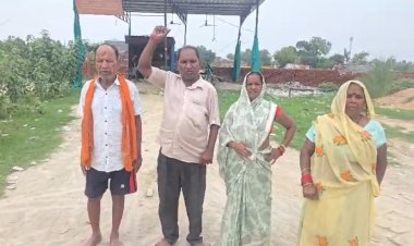 रायबरेली-गढ़ीखास की जगह रामपुर में शराब की दुकान संचालित होने का आरोप, ग्रामीणों का प्रदर्शन