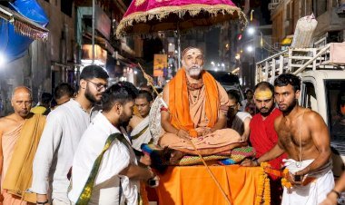81 दिवसीय गविष्ठी धर्मयुद्ध यात्रा एवं गौ गर्जना महासभा पूर्ण कर काशी पधारे शंकराचार्य जी महाराज
