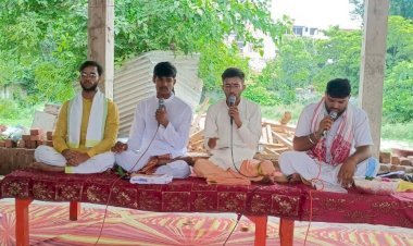 वाराणसी से आए हुए विदत आचार्य की देखरेख में संपन्न हुआ सामूहिक रुद्राभिषेक