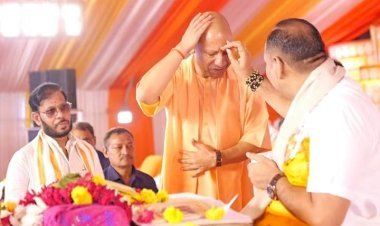 रायबरेली-भव्य श्री शिव महापुराण कथा में सम्मिलित हुए मुख्यमंत्री योगी आदित्यनाथ