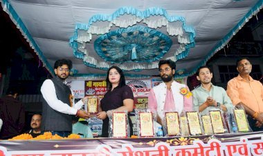 प्रयागराज: समाज सेवा और जनकल्याण में योगदान के लिए आचार्या राजश्री मिश्रा सम्मानित