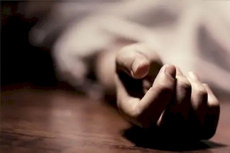 4 साल की बेटी कर रही थी परेशान, मां ने दीवार से सिर टकराकर, गला घोंटकर कर दी हत्या