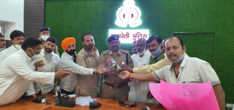 रायबरेली-मुख्यमंत्री के निर्देश के बाद जिले मे व्यापारियों के साथ की गई बैठक