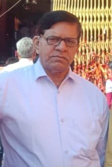 रायबरेली-डिप्टी सी.एम. बनने के बाद भी ए.के.-47 का मोह नहीं छोड़ पाये- ओ.पी. यादव
