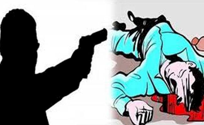 बैंक कर्मचारी की गोली मारकर हत्या