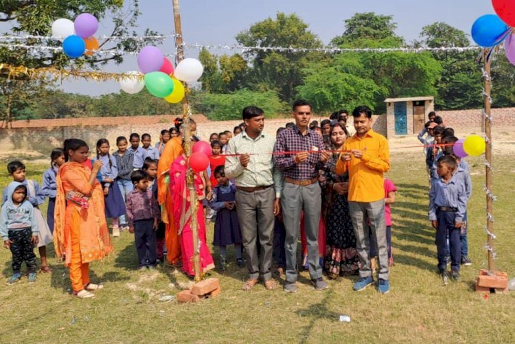 Raibareli-मंडल अध्यक्ष सूर्य प्रकाश वर्मा द्वारा फीता काटकर किया गया मेले का शुभारंभ*