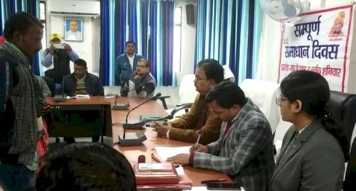 रायबरेली-संपूर्ण समाधान दिवस में आए 23 में एक का हुआ निस्तारण