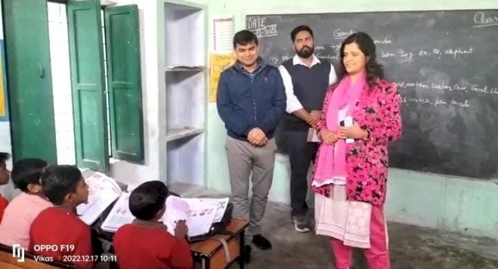 Raibareli-डीएम ने किया कंपोजिट स्कूल भुएमऊ का औचक निरीक्षण*
