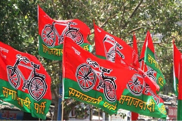 DGP मुख्यालय का घेराव करने वाले सपा नेताओं और कार्यकर्ताओं पर FIR, इन धाराओं में दर्ज हुआ मुकदमा