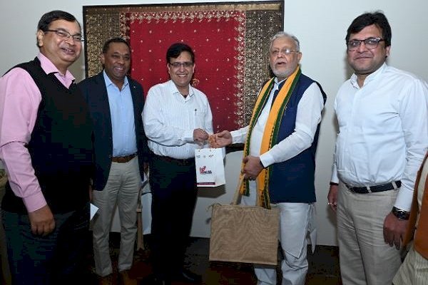 योगी सरकार आज चेन्नई में करेगी रोड शो, उद्योगपतियों से मिलेंगे मंत्री सुरेश खन्ना, यूपी में निवेश के लिए देंगे न्यौता