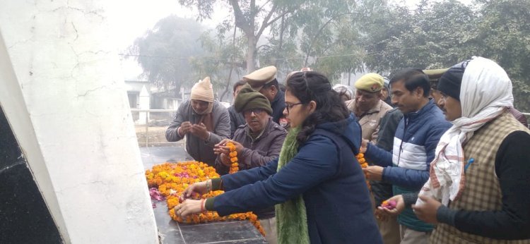 Raibareli-सरेनी के अमर शहीदों को श्रद्धापूर्वक किया गया नमन*