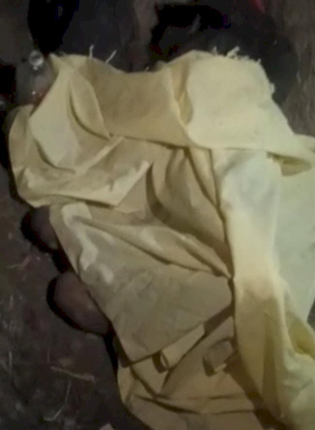 रायबरेली- ऊंचाहार रेलवे स्टेशन पर अज्ञात साधु का मिला शव,,,,,,