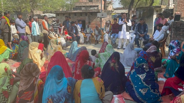 रायबरेली-नुक्कड़ सभा वा चौपाल लगाकर लोगों को भारत जोड़ो यात्रा के बारे में दी जानकारी,,,,,