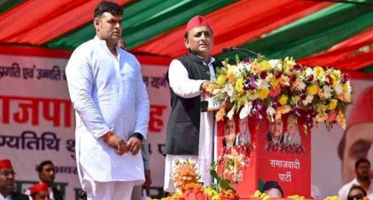 नोएडा में अखिलेश ने जनसभा को किया संबोधित, योगी सरकार को लेकर कही बड़ी बात, गरमाई यूपी की सियासत