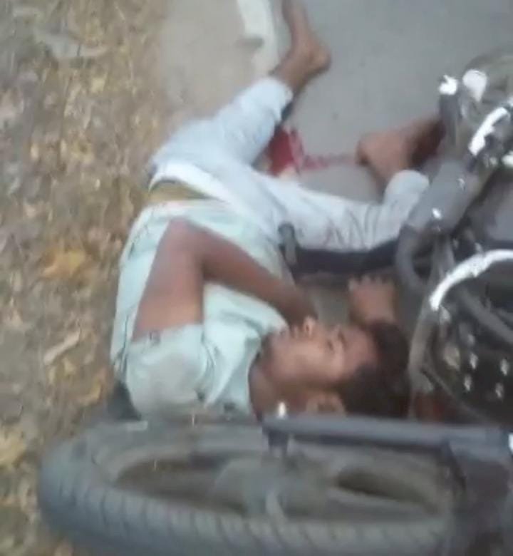 रायबरेली-दो बाइकों के बीच हुई जोरदार भिड़ंत तीन लोग घायल,रेफर 