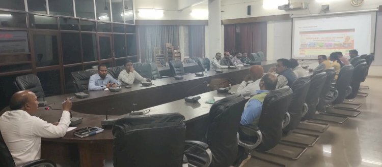 Raibareli-फैमिली आई-एक परिवार एक पहचान योजना का दिया गया प्रशिक्षण