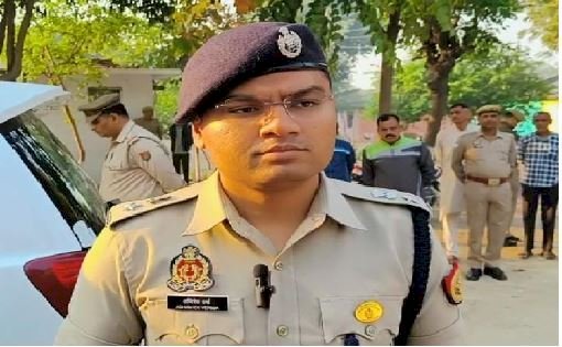 जनता को छोड़ों… बदमाश ने SP से ही मांग ली 10 लाख की रंगदारी, परिवार को जलाकर मार देने की भी दी धमकी!