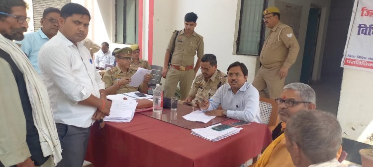 रायबरेली-तहसीलदार की अध्यक्षता में आयोजित समाधान दिवस हुआ सम्पन्न,,,,