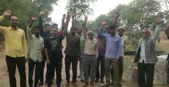 रायबरेली-घटनाओं को दावत दे रहे खेतों में लटकते बिजली के ढीले तार