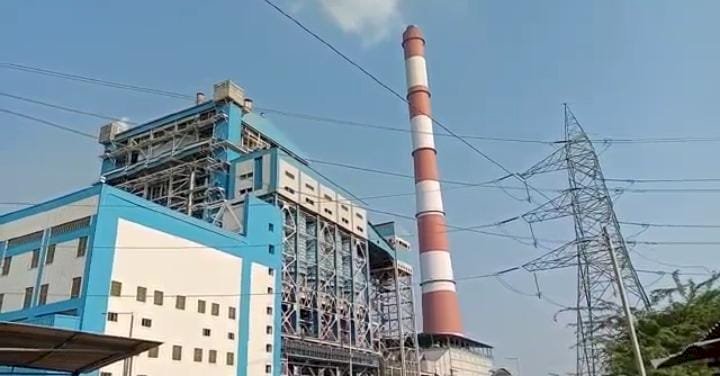 रायबरेली-NTPC दबंगों ने कम्पनी के साइड इंचार्ज को कमरे में बंदकर  जमकर की पिटाई,,,,,