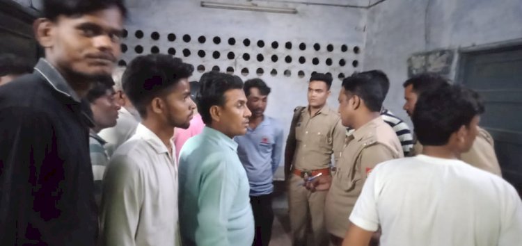 Raibareli-ट्रैक्टर व ट्राली की टक्कर से बाबा व नाती की हुई मौत