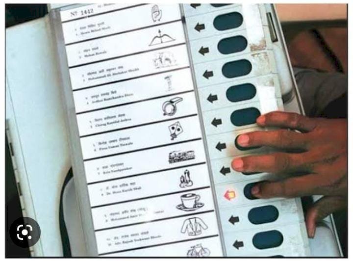 Raibareli--प्रत्याशियों को किया गया चुनाव चिन्ह आवंटन