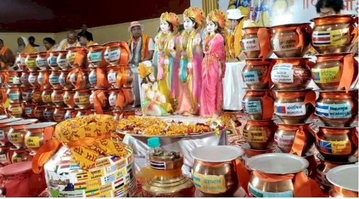 156 नद‍ियों के जल से हुआ भगवान राम का भव्य जलाभिषेक, लोगों में दिखा गजब का उत्साह