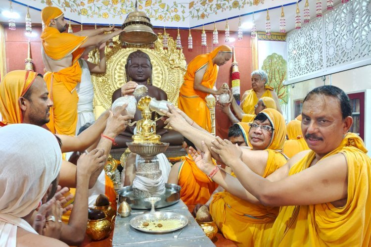 रायबरेली-जैन मंदिर में दो दिवसीय महोत्सव का किया गया आयोजन