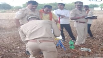 Raibareli-गांव से लगभग दो किलोमीटर दूर अधेड़ का मिला शव,जांच में जुटी पुलिस*