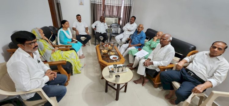 Raibareli-सीवेज प्लांट के विरोध में मोहल्ले वालों ने समिति बनाई,संघर्ष का किया ऐलान।