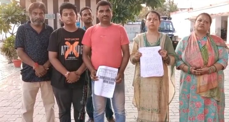 Raibareli-दबंगों की दबंगई के आगे बेबस हुआ परिवार