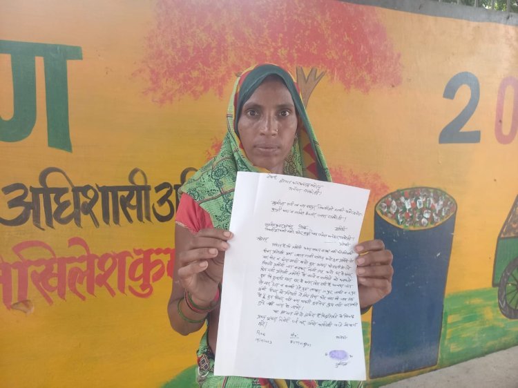 रायबरेली-दबंग युवक ने जबरन गिरा दी महिला की दीवार,,,,