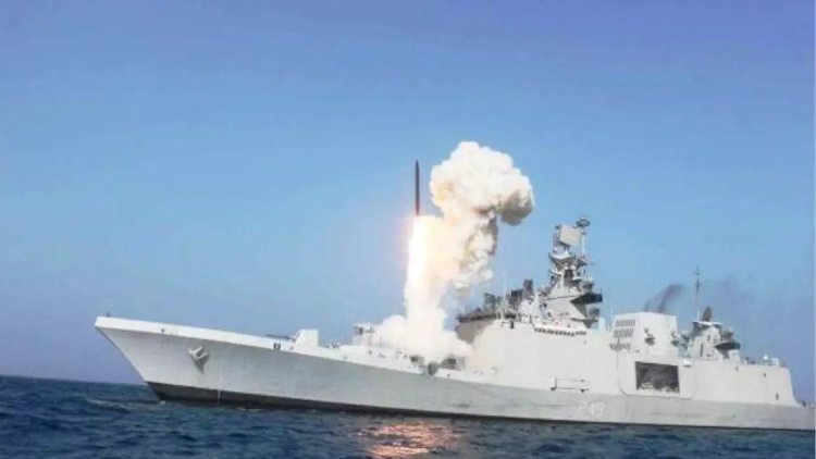 स्वदेशी मिसाइल विध्वंसक पोत 'सूरत' का अनावरण आज, जानिए क्या है इसकी खासियत?