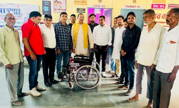 रायबरेली-कांग्रेस के पूर्व प्रत्याशी अतुल सिंह का जन्मदिन धूमधाम से मनाया क्षेत्र के लोगों नें,,,,,