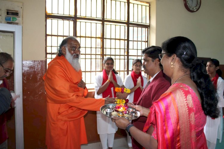 रायबरेली-चिन्मय विद्यालय में अध्यापकों के लिए कार्यशाला सप्ताह,,,