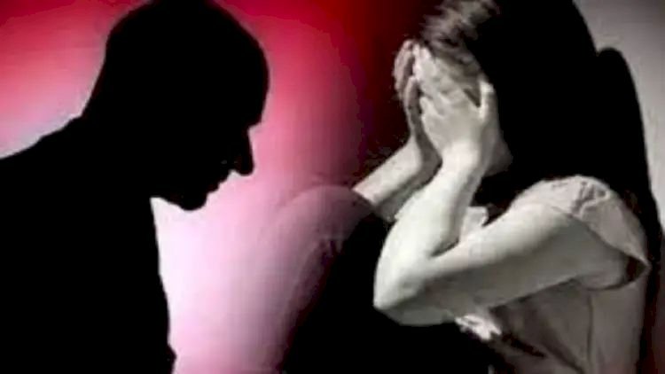 बेटी कर रही थी पिता को ब्लैकमेल, गुस्साए पिता ने रच डाली ये खौफनाक साजिश